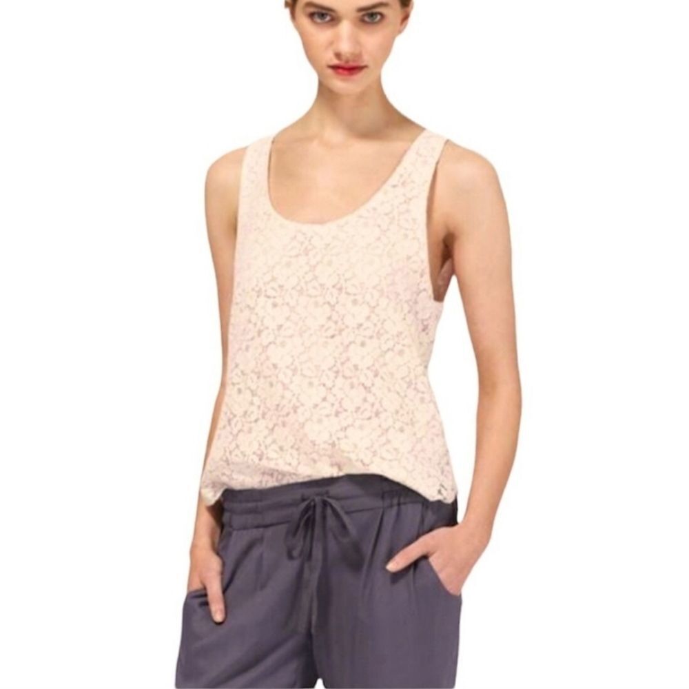 𝅺Aritzia Talula Betty Lace Sleeveless Blouse Womens Size XS